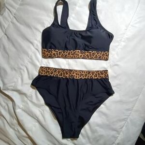 Black and Leopard Print 2 Piece Swim Suit size Large